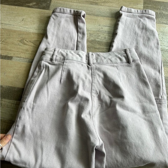 Wilfred Free cargo high rise stretch pocket light pink jeans/pants - Picture 9 of 11